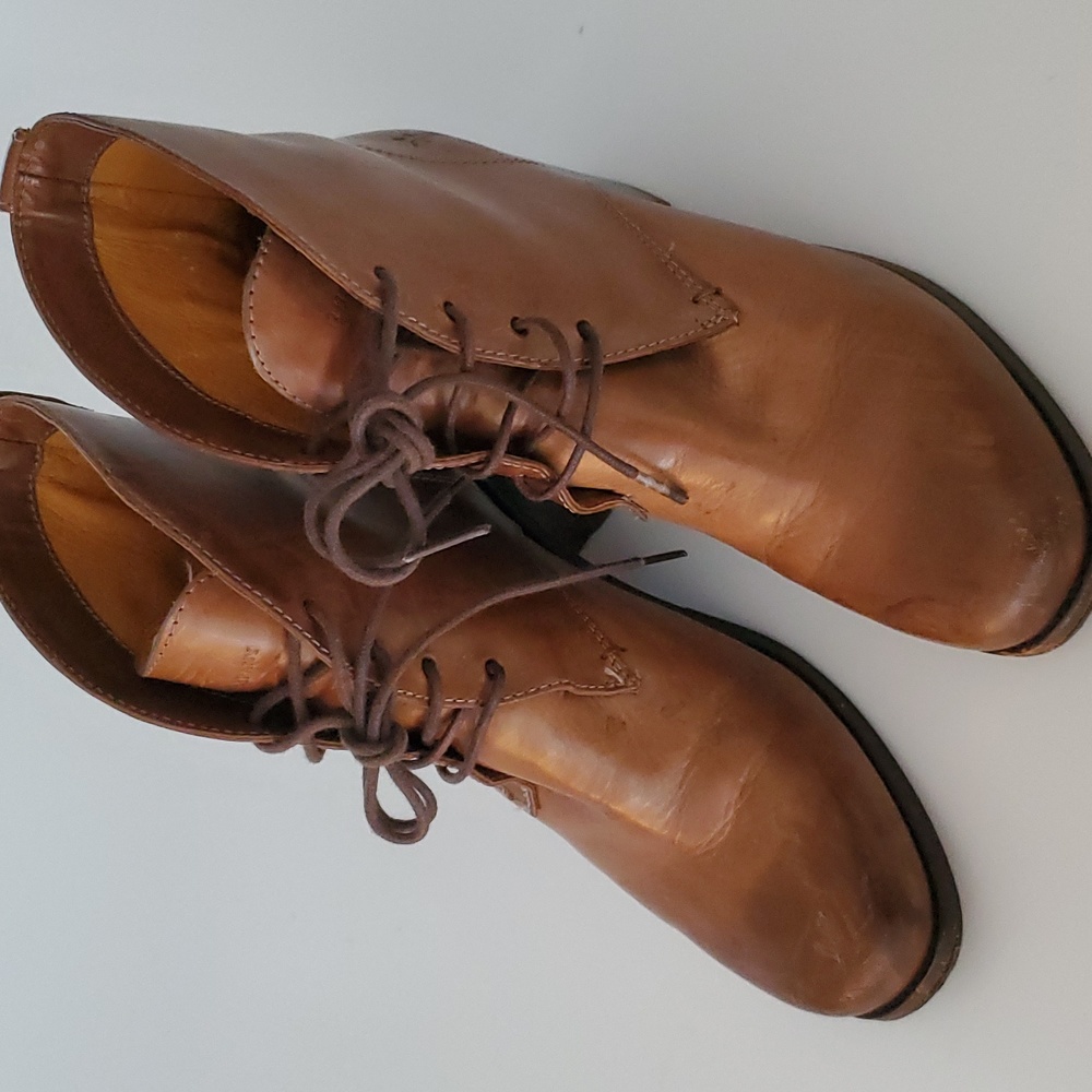 Frye Kendall Chukka Lace-up Ankle Boots